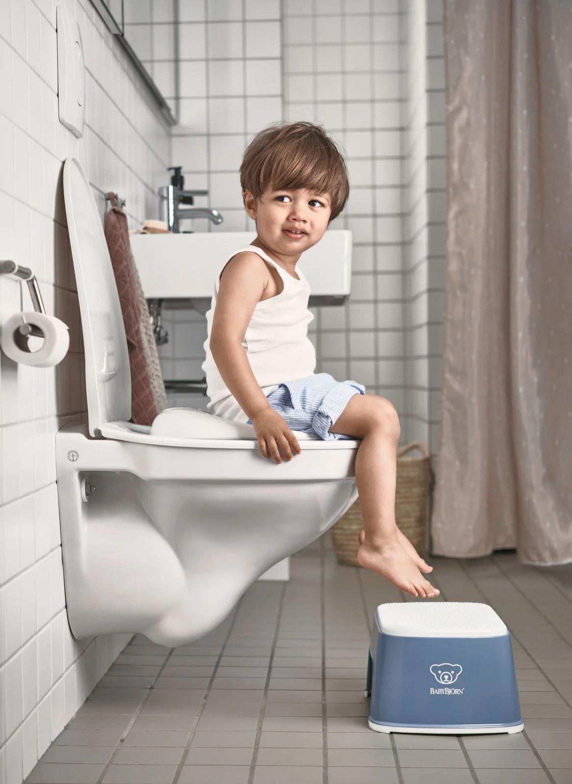 BabyBjorn Step Stool - Image 10