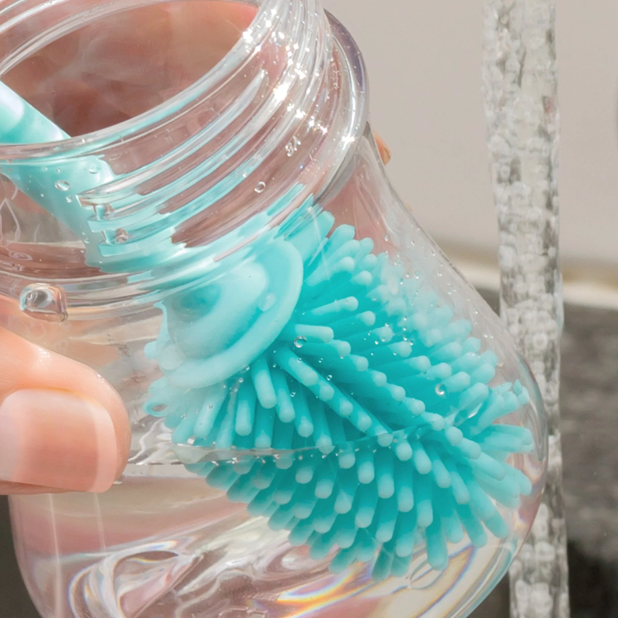 Chicco Silicone Bottle Brush - Image 2