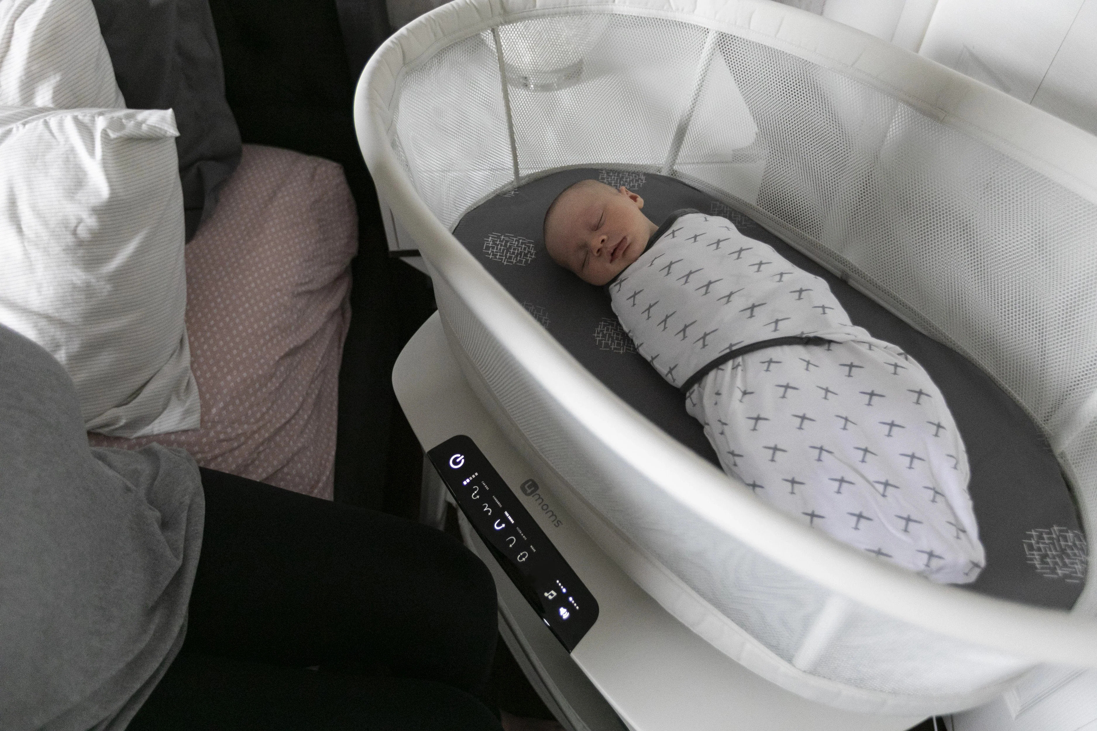 4moms mamaRoo sleep bassinet - Image 11